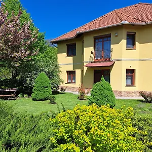 Apartament Voelgy, Eger